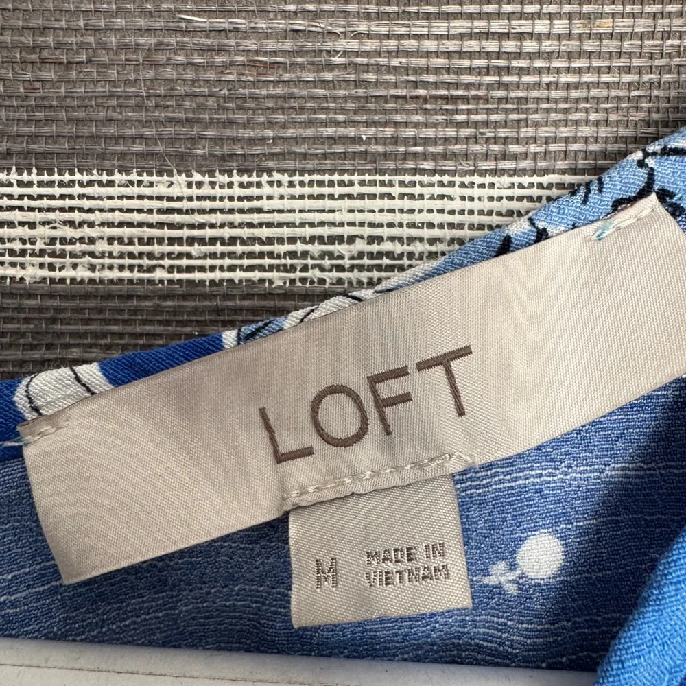 LOFT Blue Floral Sleeveless Top - Picture 2 of 3